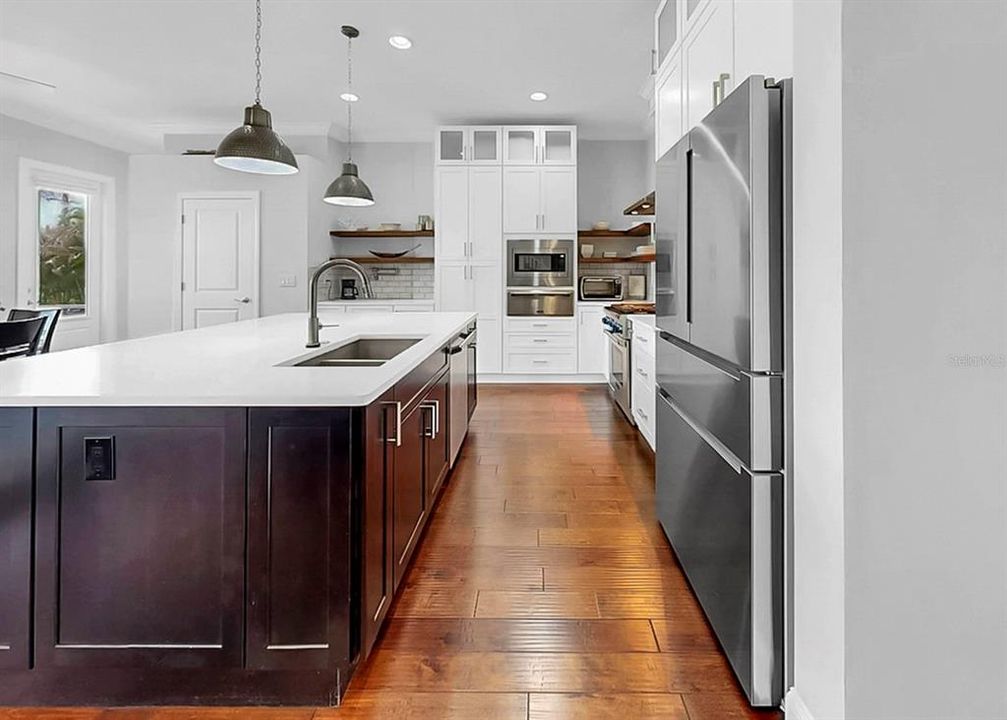 For Sale: $1,249,500 (4 beds, 3 baths, 3018 Square Feet)