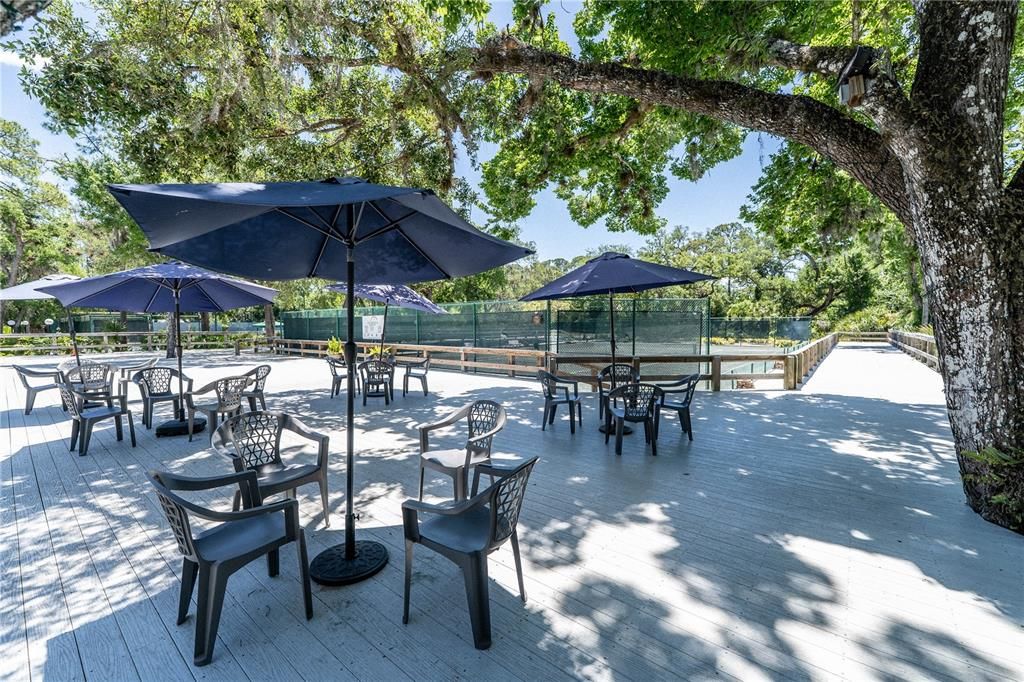 Active With Contract: $1,695 (2 beds, 2 baths, 1099 Square Feet)