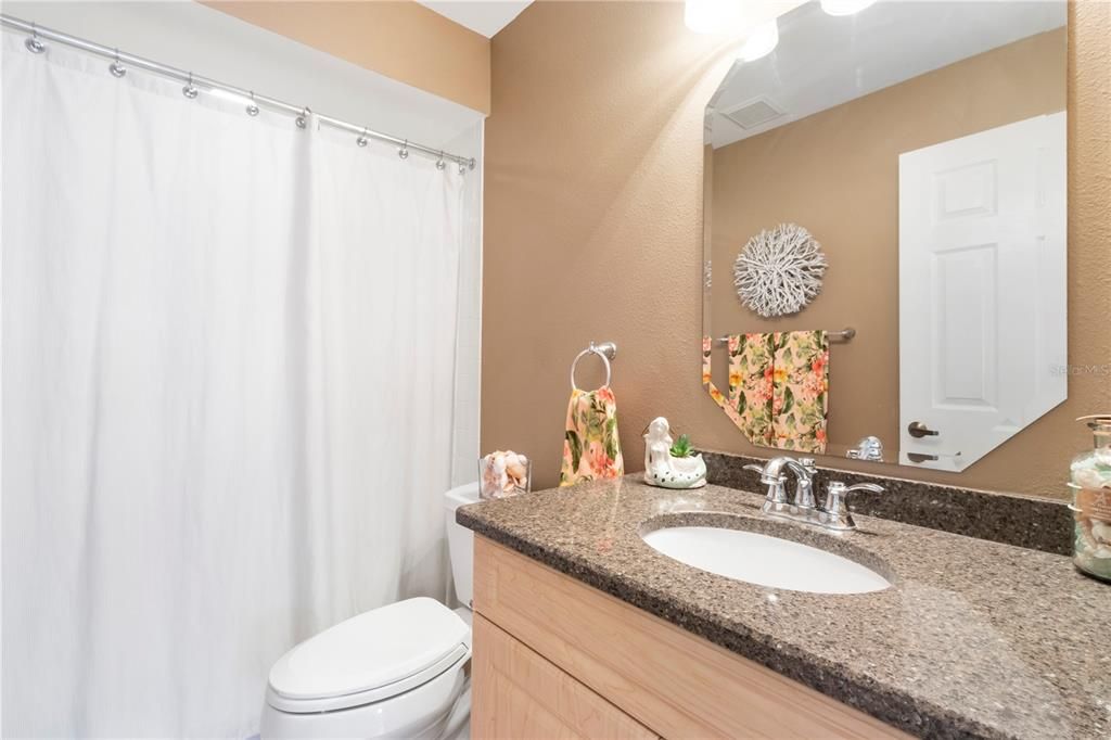 Active With Contract: $1,695 (2 beds, 2 baths, 1099 Square Feet)