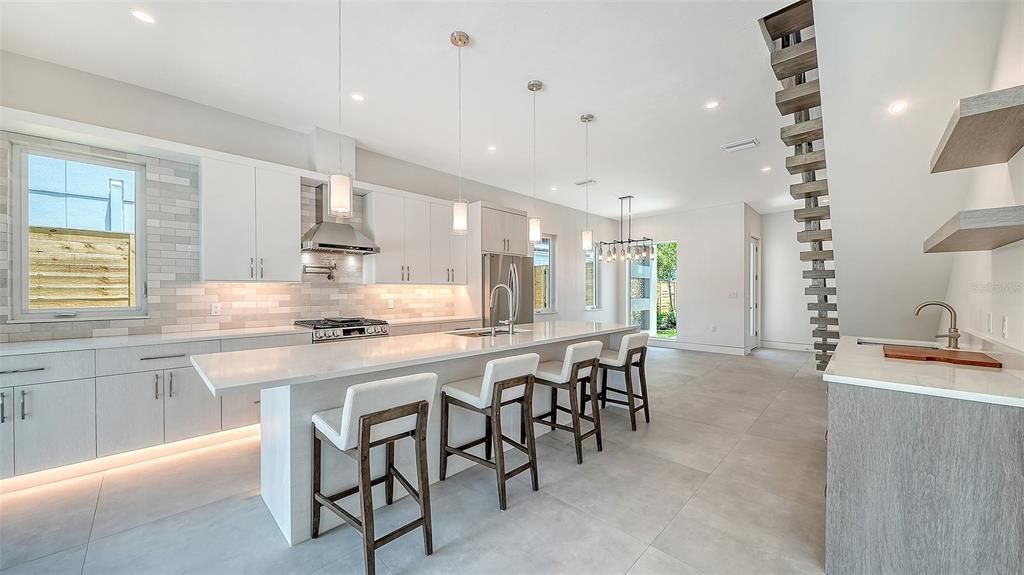For Sale: $1,500,000 (4 beds, 3 baths, 2607 Square Feet)