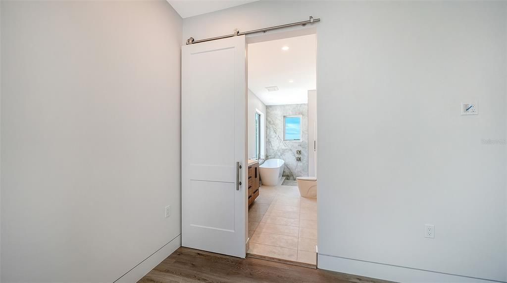 For Sale: $1,500,000 (4 beds, 3 baths, 2607 Square Feet)