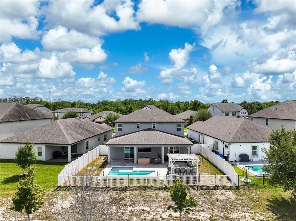 For Sale: $599,900 (5 beds, 3 baths, 3300 Square Feet)