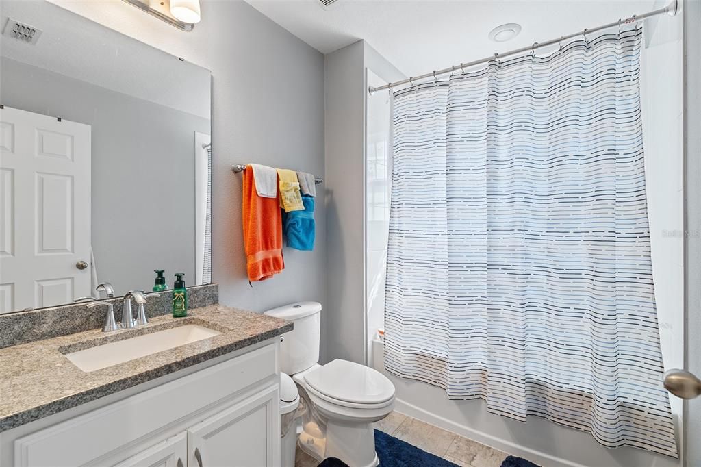For Sale: $599,900 (5 beds, 3 baths, 3300 Square Feet)