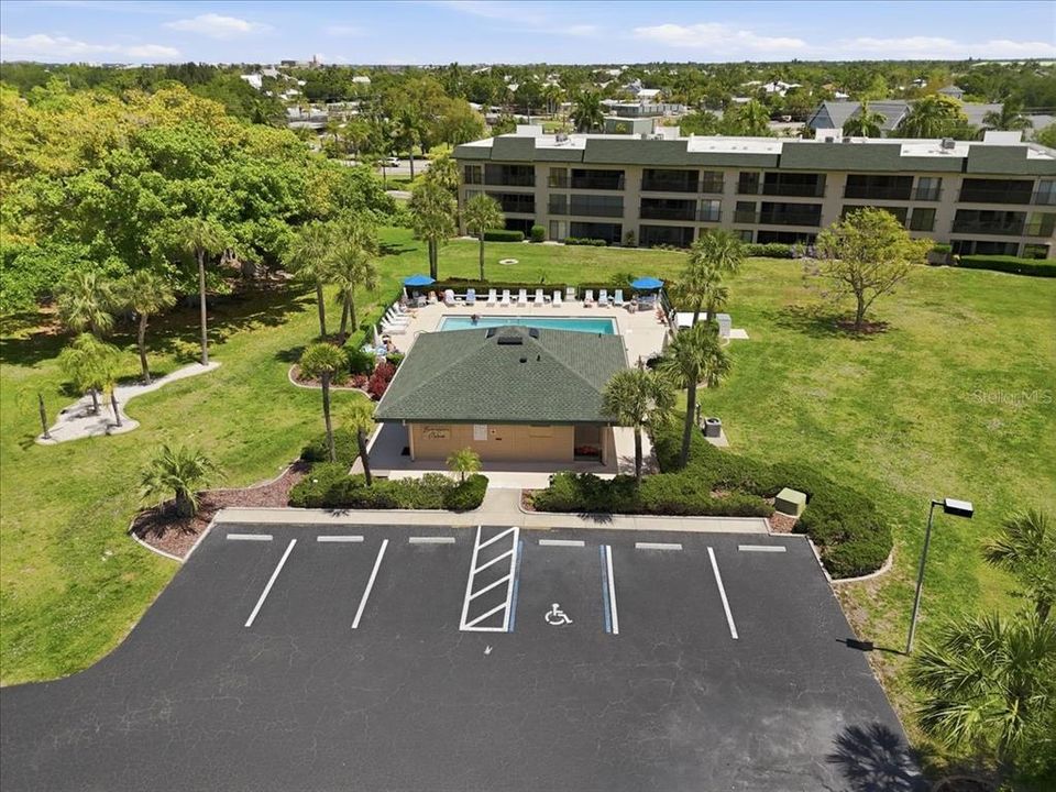 For Rent: $2,500 (2 beds, 2 baths, 1398 Square Feet)