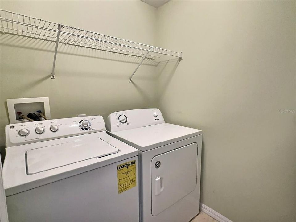 For Sale: $200,000 (2 beds, 2 baths, 1298 Square Feet)