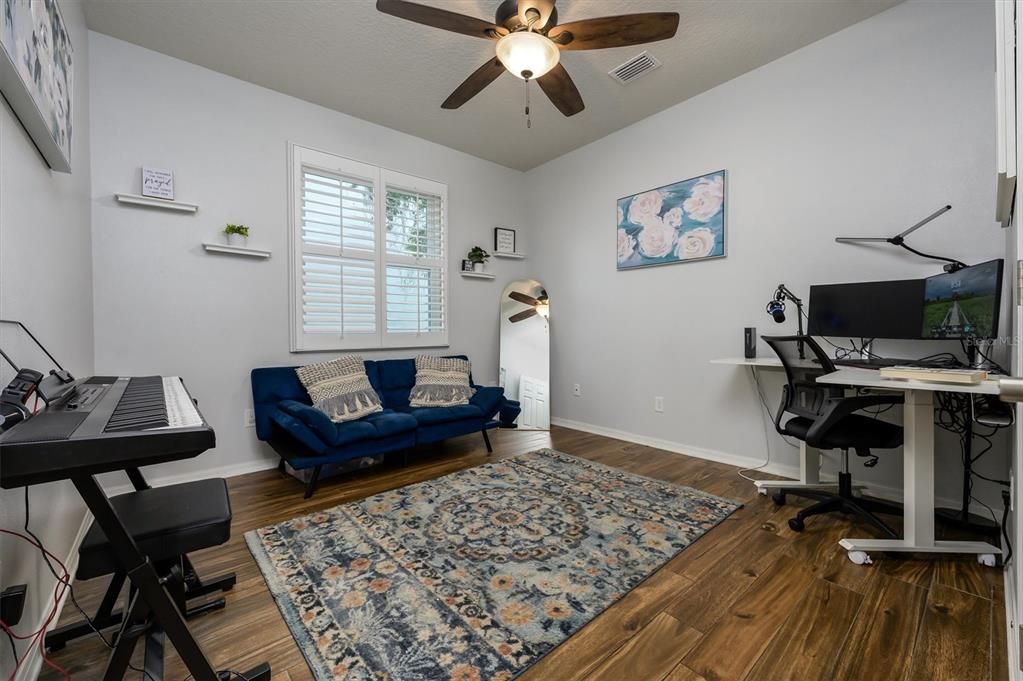 Active With Contract: $459,900 (4 beds, 2 baths, 2297 Square Feet)