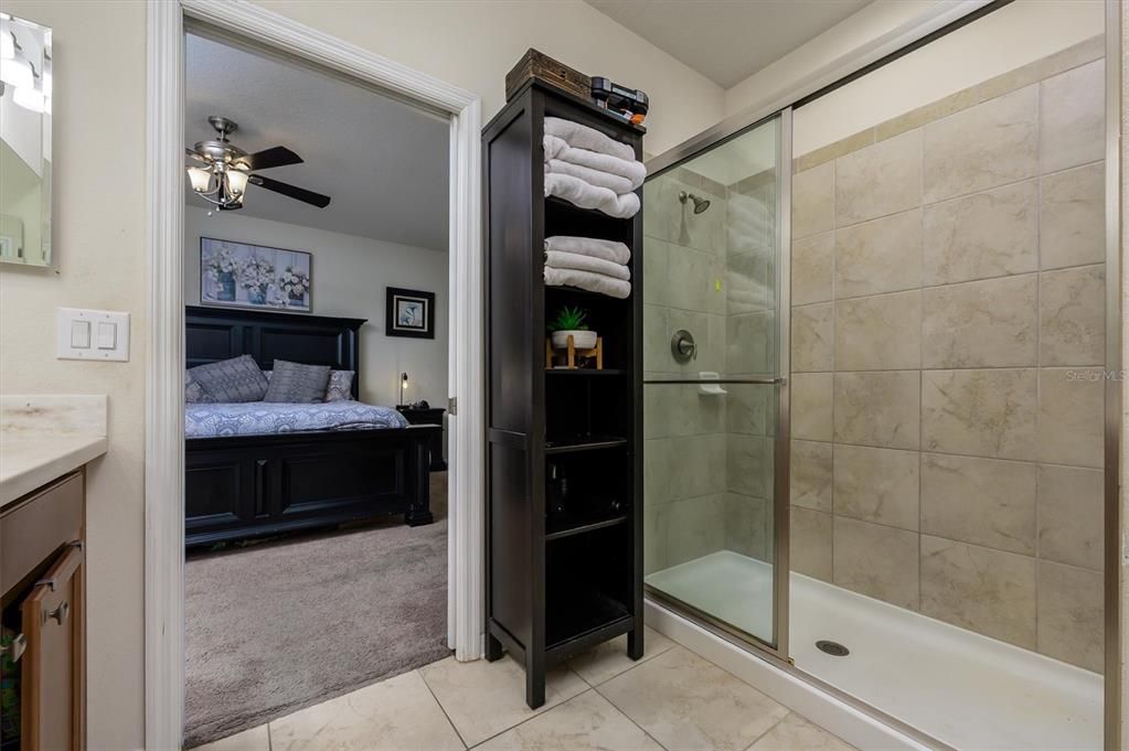 Active With Contract: $459,900 (4 beds, 2 baths, 2297 Square Feet)