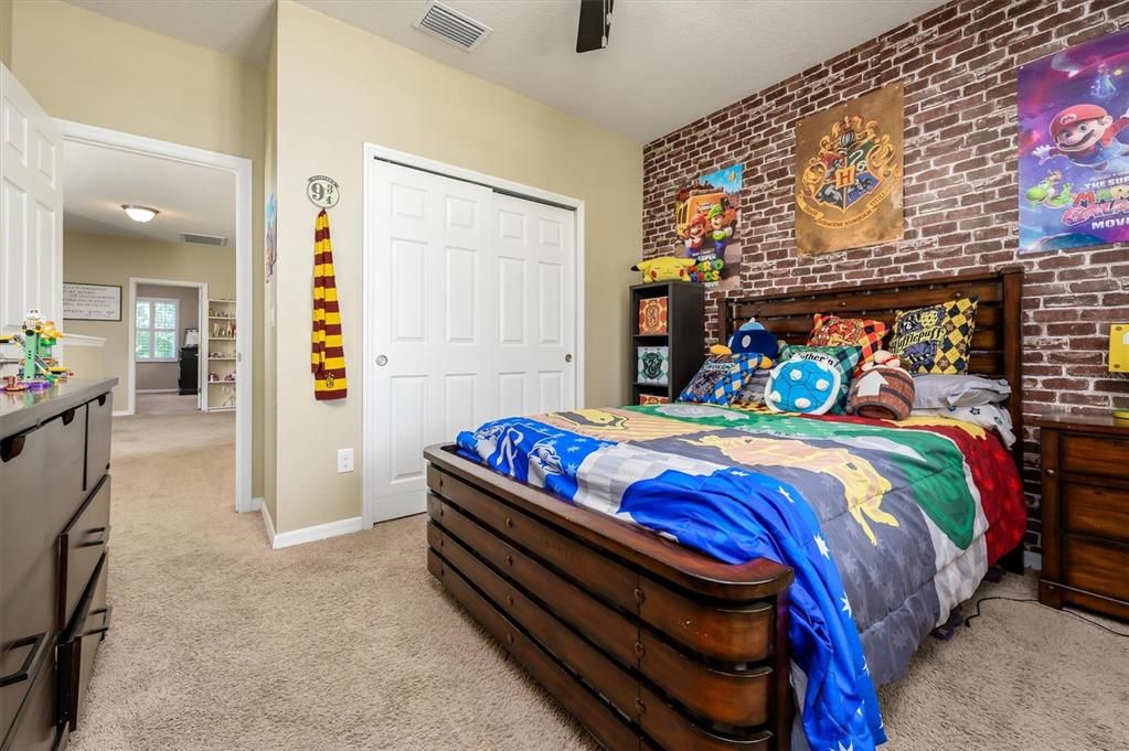 Active With Contract: $459,900 (4 beds, 2 baths, 2297 Square Feet)