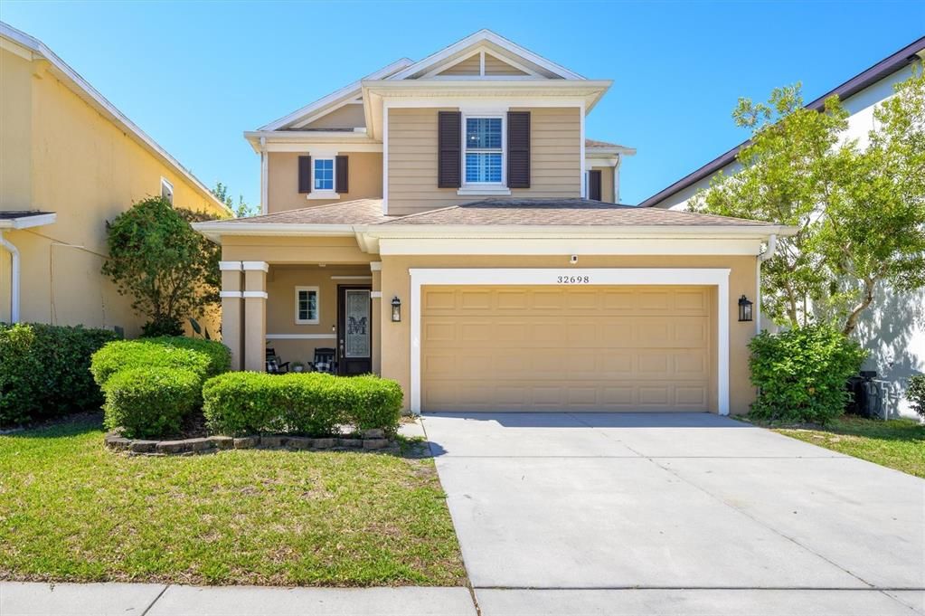 Active With Contract: $459,900 (4 beds, 2 baths, 2297 Square Feet)