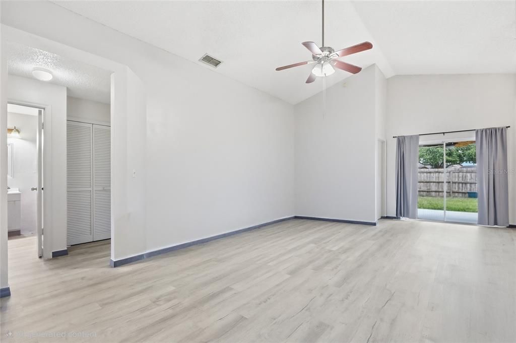 Active With Contract: $329,990 (3 beds, 2 baths, 1502 Square Feet)