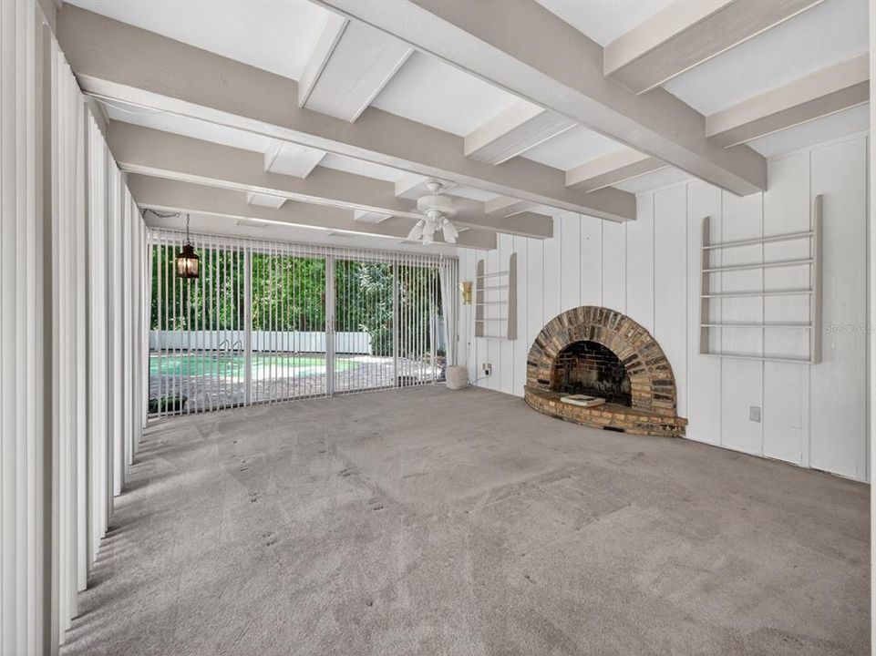 En Venta: $899,000 (5 camas, 3 baños, 3138 Pies cuadrados)