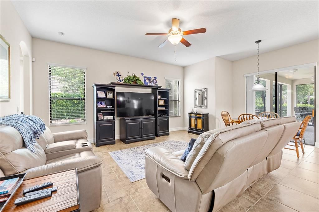 Active With Contract: $699,000 (4 beds, 3 baths, 3131 Square Feet)