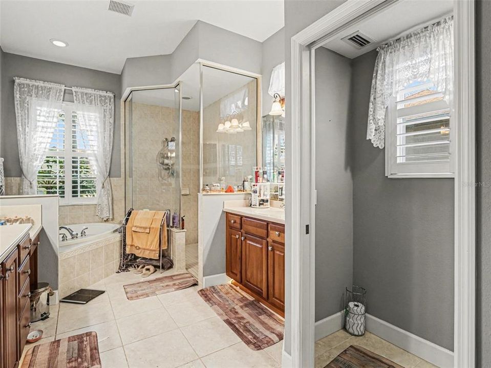 For Sale: $685,000 (4 beds, 3 baths, 2578 Square Feet)