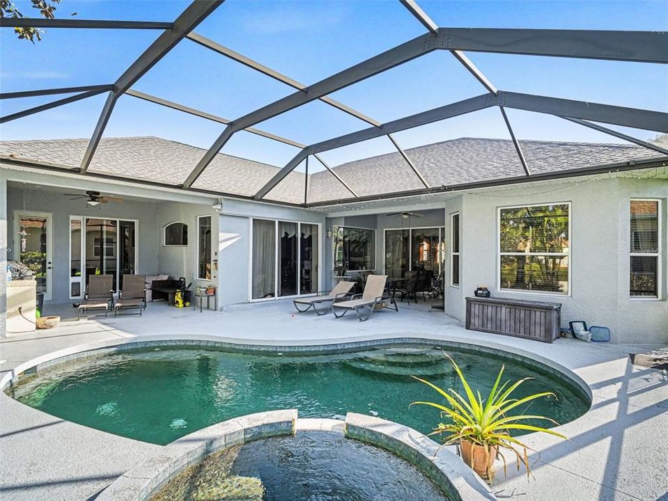 For Sale: $685,000 (4 beds, 3 baths, 2578 Square Feet)