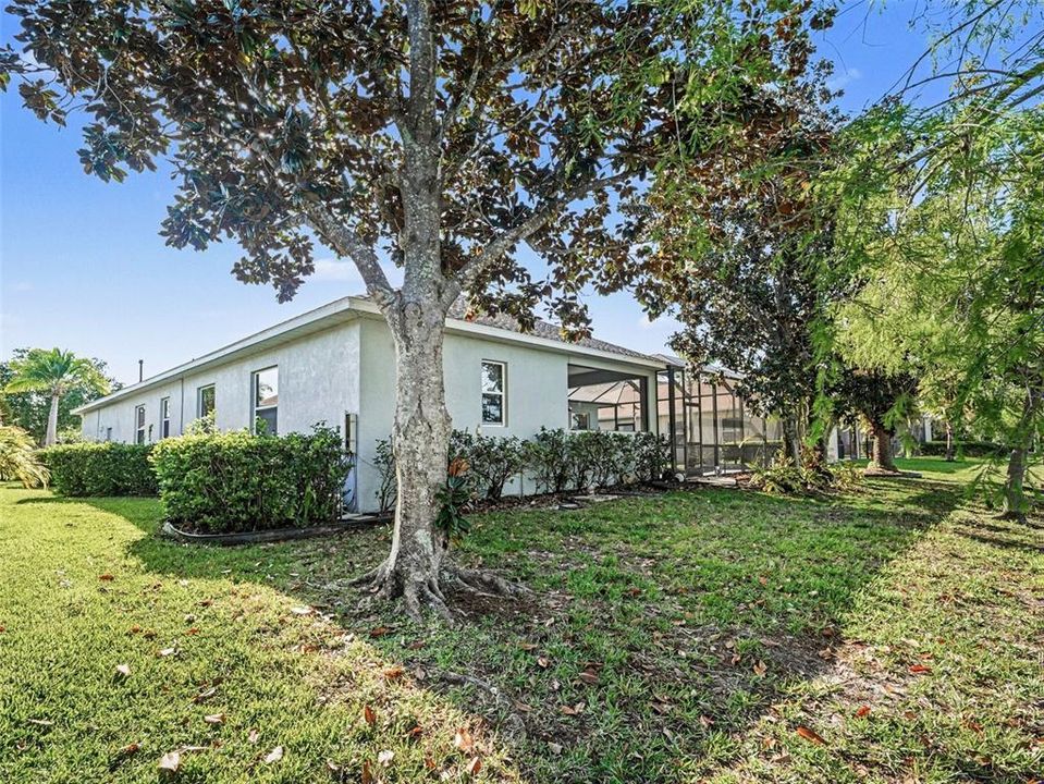 For Sale: $685,000 (4 beds, 3 baths, 2578 Square Feet)