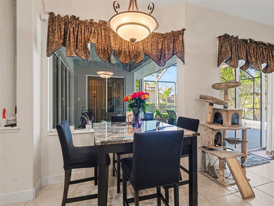 For Sale: $685,000 (4 beds, 3 baths, 2578 Square Feet)