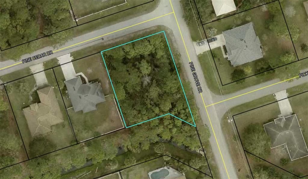 На продажу: $78,000 (0.31 acres)