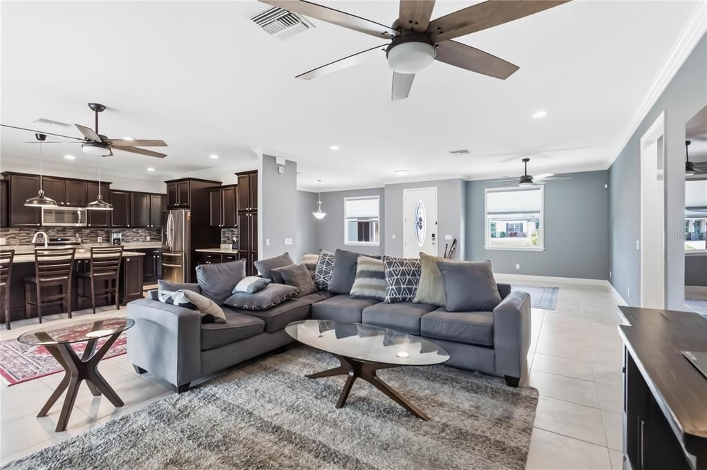 For Sale: $624,500 (4 beds, 3 baths, 2526 Square Feet)