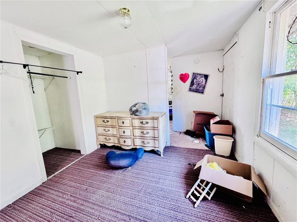 For Sale: $145,000 (3 beds, 2 baths, 1269 Square Feet)