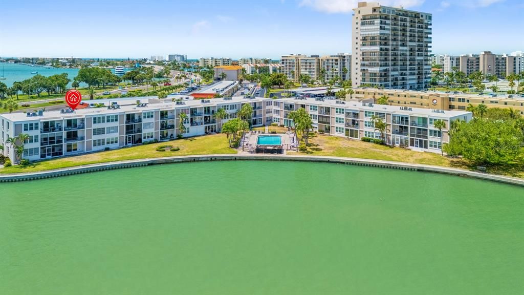 На продажу: $249,900 (3 спален, 2 ванн, 1275 Квадратных фут)