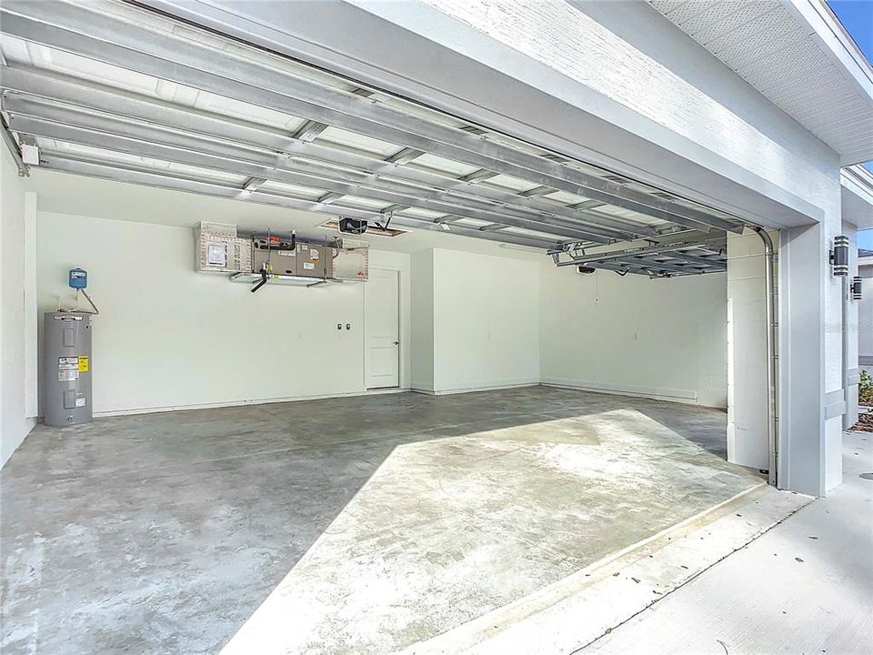 В аренду: $2,600 (4 спален, 2 ванн, 2293 Квадратных фут)