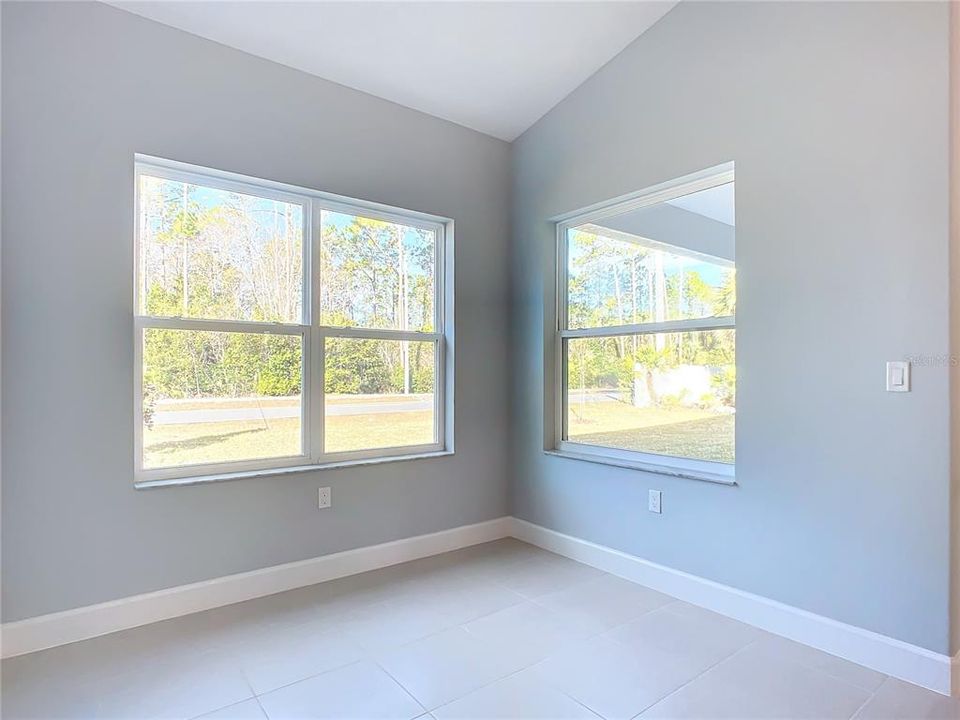 В аренду: $2,600 (4 спален, 2 ванн, 2293 Квадратных фут)