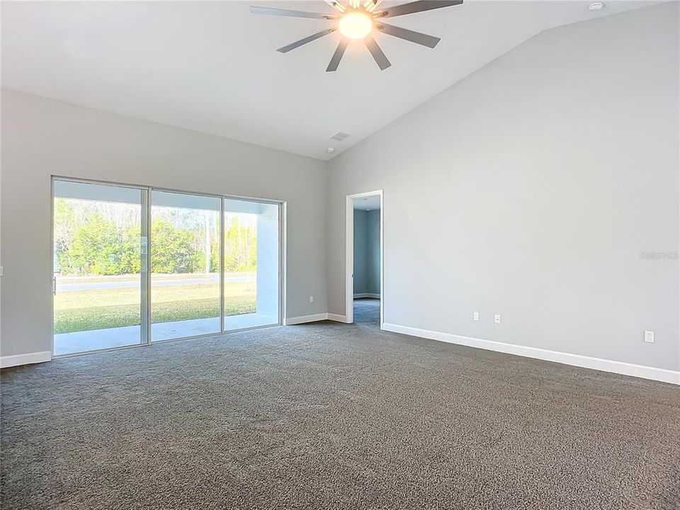 В аренду: $2,600 (4 спален, 2 ванн, 2293 Квадратных фут)