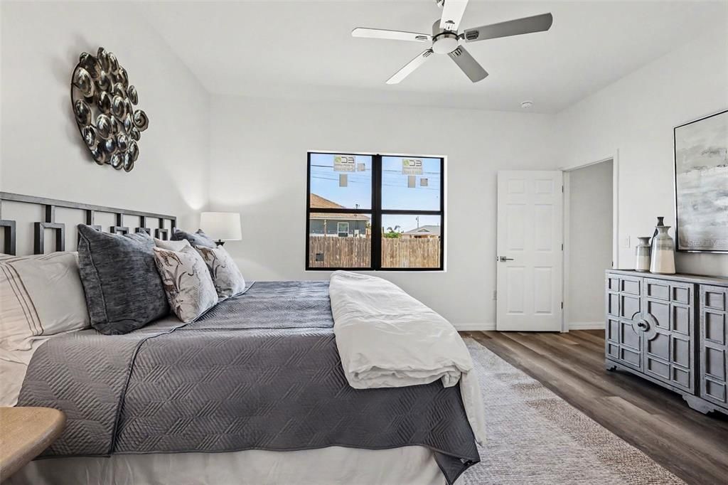 En Venta: $415,000 (3 camas, 2 baños, 1727 Pies cuadrados)