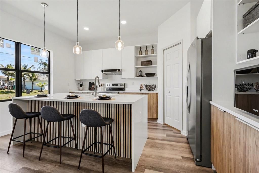 En Venta: $415,000 (3 camas, 2 baños, 1727 Pies cuadrados)
