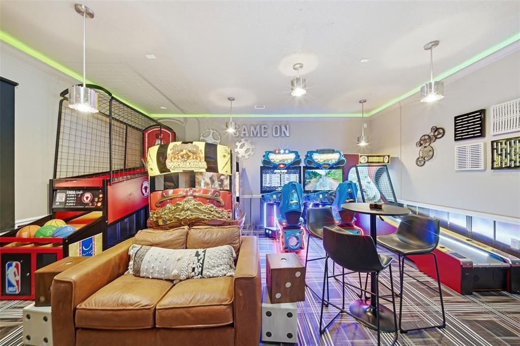 For Sale: $1,750,000 (5 beds, 5 baths, 4615 Square Feet)