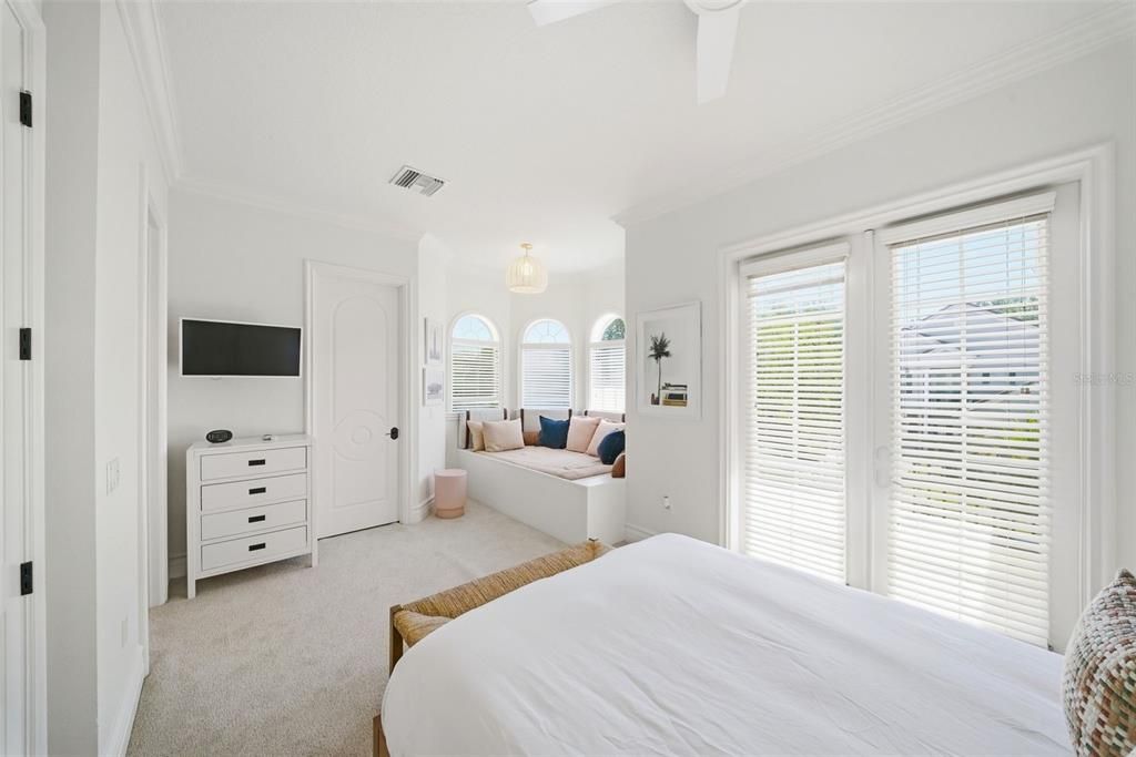 For Sale: $1,750,000 (5 beds, 5 baths, 4615 Square Feet)