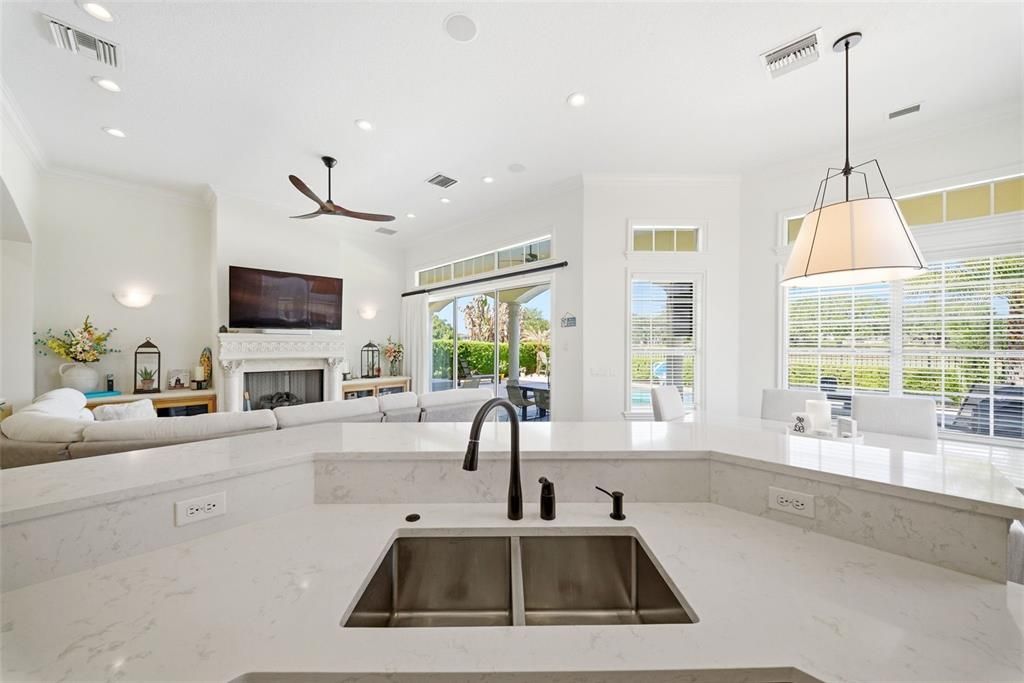 For Sale: $1,750,000 (5 beds, 5 baths, 4615 Square Feet)