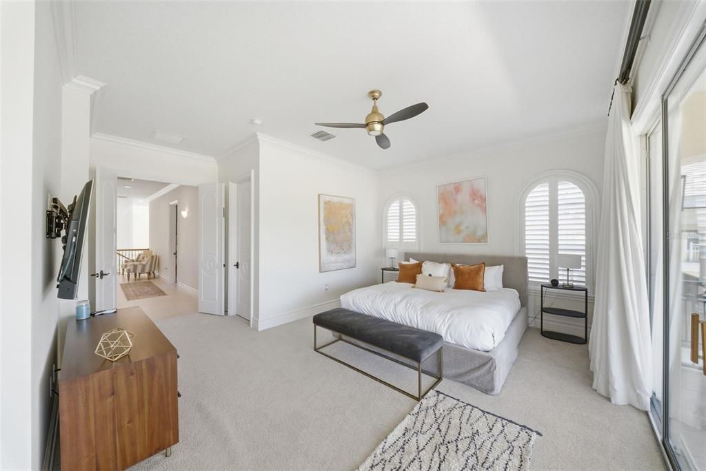 For Sale: $1,750,000 (5 beds, 5 baths, 4615 Square Feet)