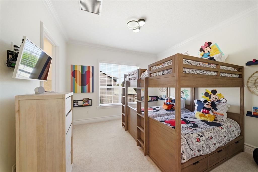 For Sale: $1,750,000 (5 beds, 5 baths, 4615 Square Feet)
