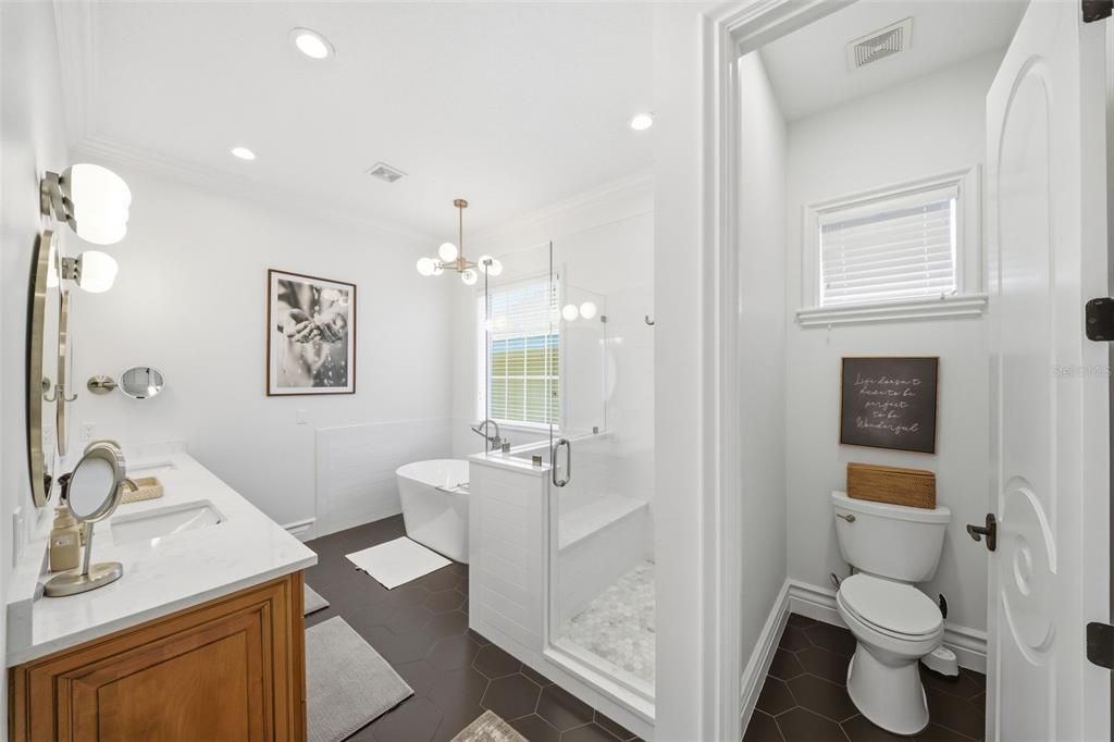 For Sale: $1,750,000 (5 beds, 5 baths, 4615 Square Feet)