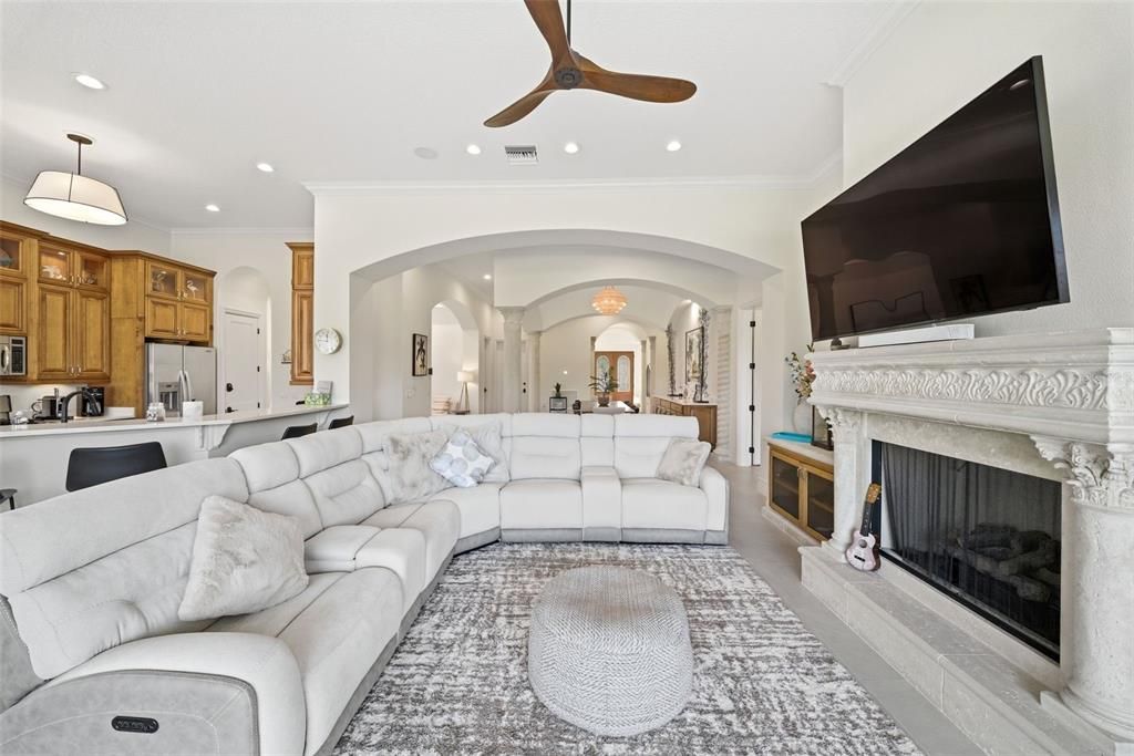 For Sale: $1,750,000 (5 beds, 5 baths, 4615 Square Feet)