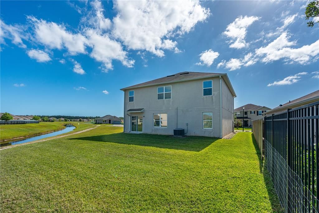 For Sale: $450,000 (5 beds, 3 baths, 2674 Square Feet)
