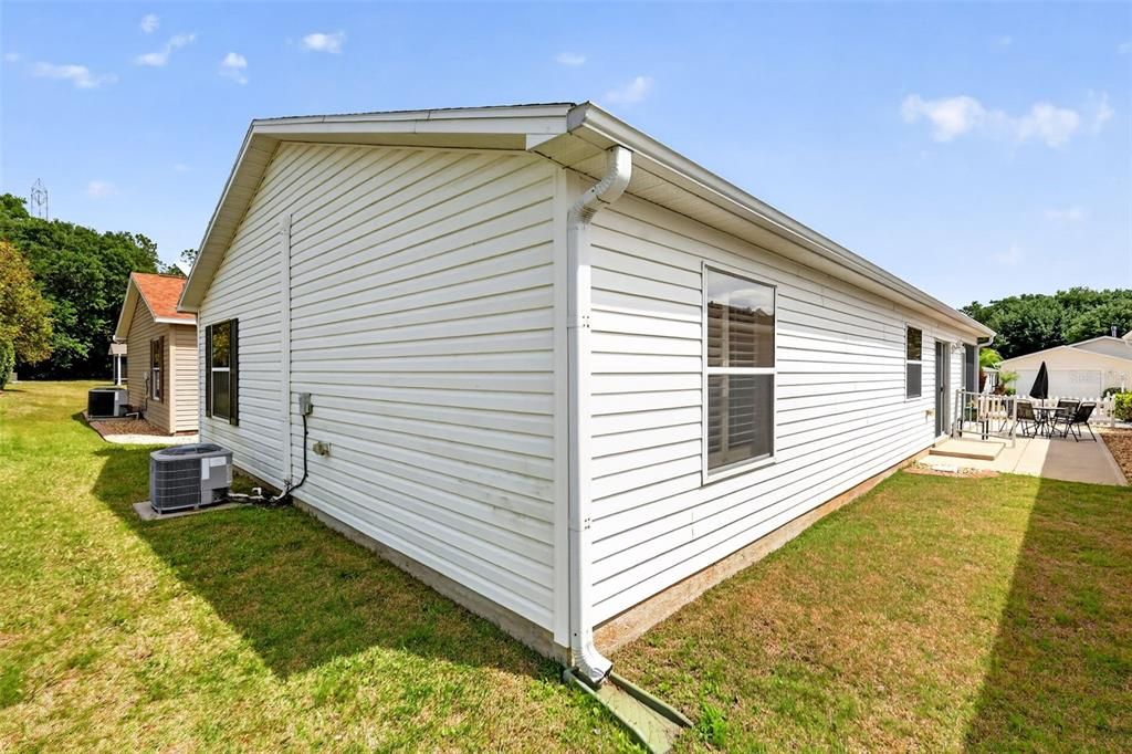 Activo con contrato: $299,900 (2 camas, 2 baños, 1156 Pies cuadrados)