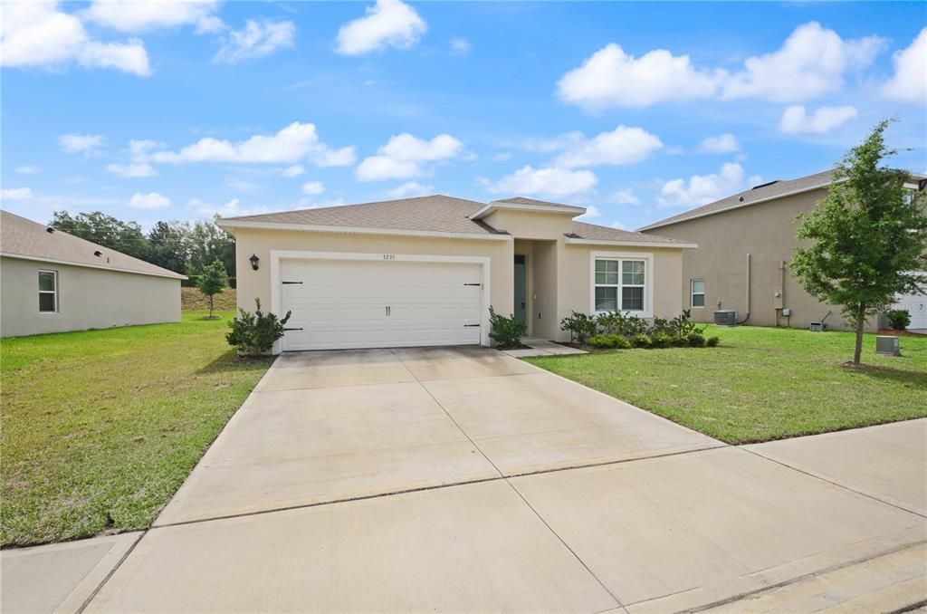 For Sale: $355,000 (4 beds, 2 baths, 1846 Square Feet)