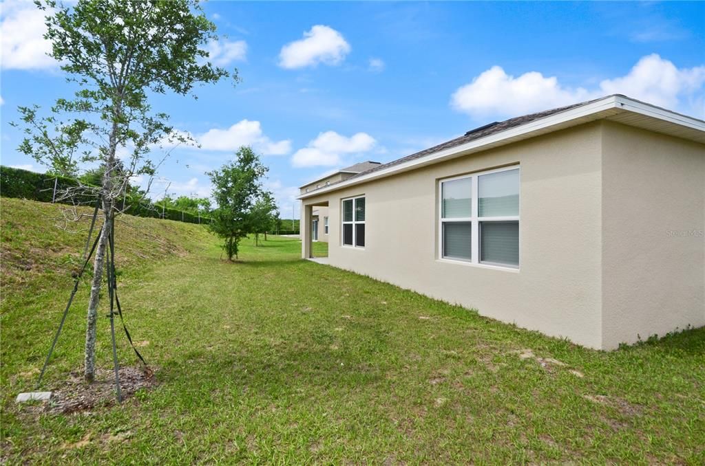 For Sale: $355,000 (4 beds, 2 baths, 1846 Square Feet)