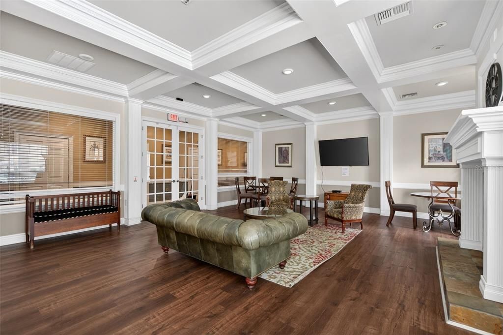 For Sale: $195,000 (2 beds, 2 baths, 1244 Square Feet)