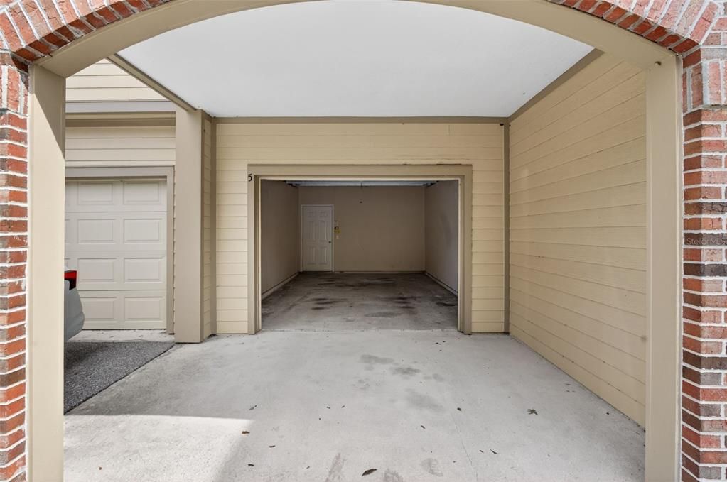 For Sale: $195,000 (2 beds, 2 baths, 1244 Square Feet)
