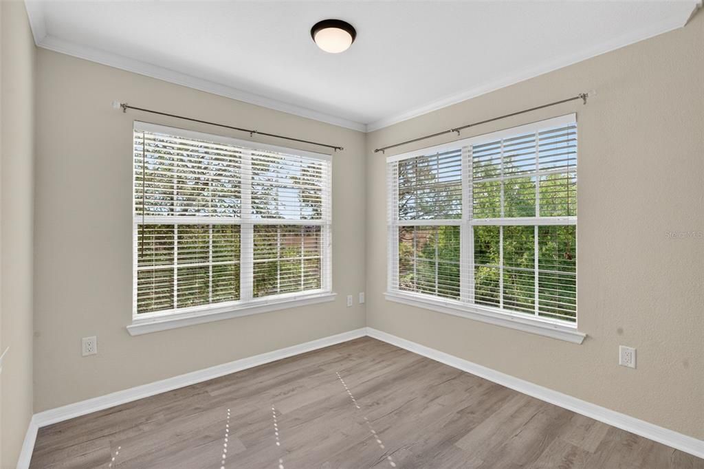 For Sale: $195,000 (2 beds, 2 baths, 1244 Square Feet)