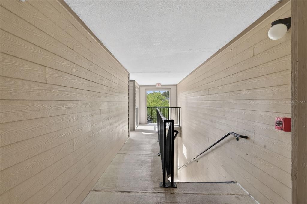For Sale: $195,000 (2 beds, 2 baths, 1244 Square Feet)