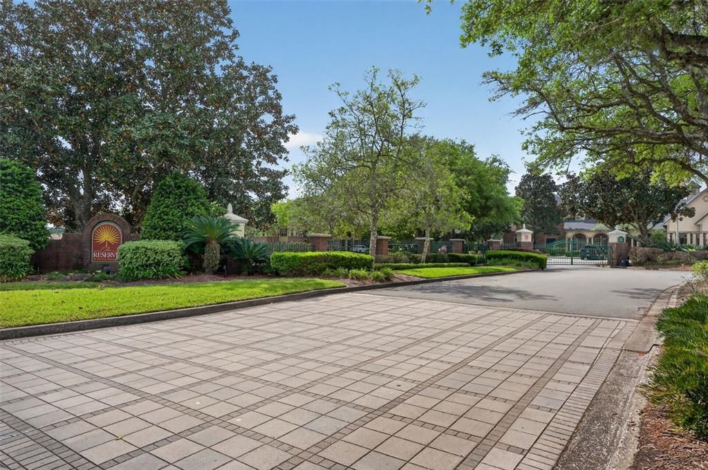 For Sale: $195,000 (2 beds, 2 baths, 1244 Square Feet)