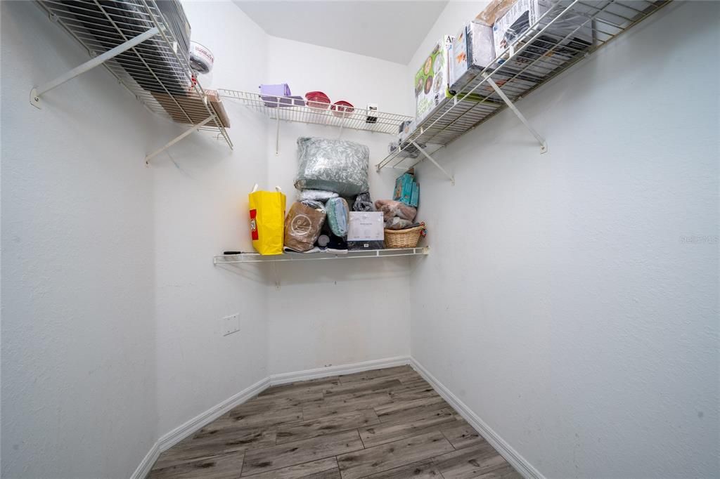 For Rent: $1,700 (2 beds, 2 baths, 1107 Square Feet)