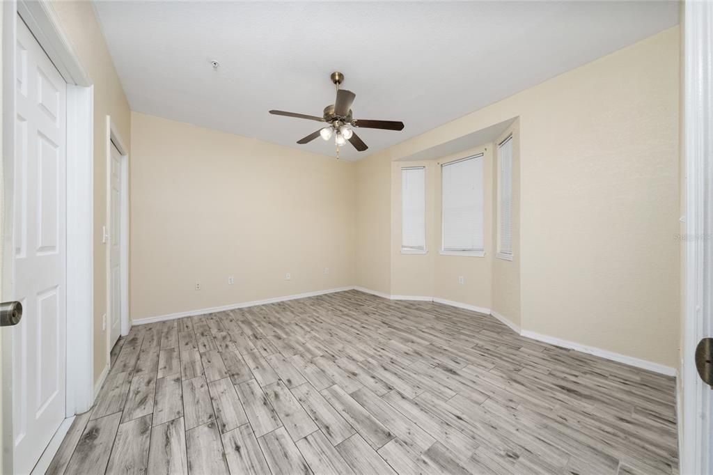 For Rent: $1,700 (2 beds, 2 baths, 1107 Square Feet)