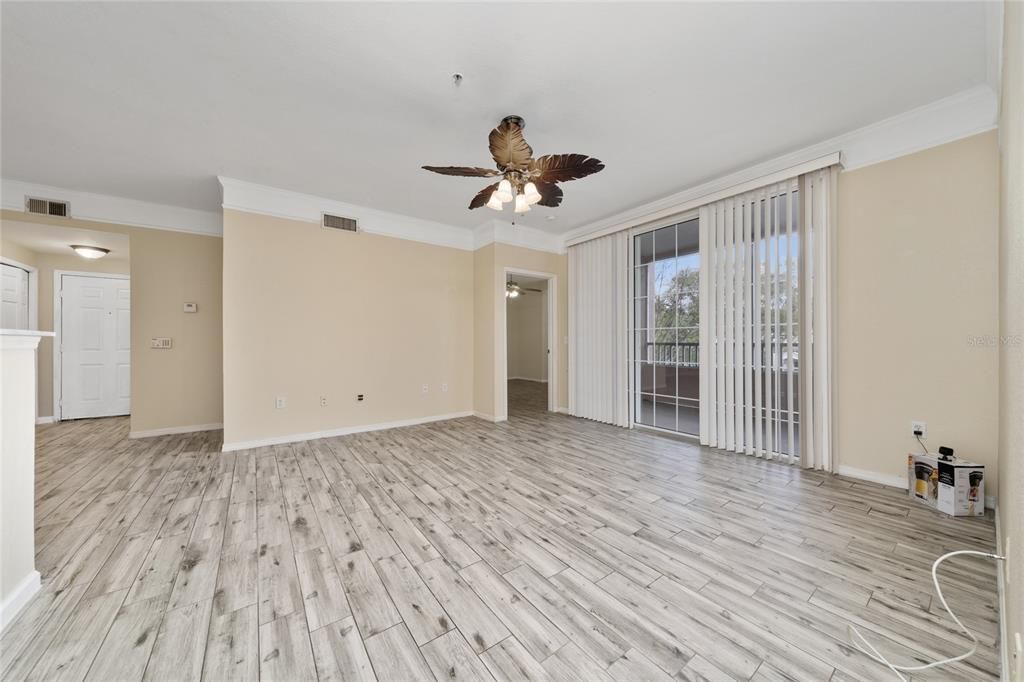 For Rent: $1,700 (2 beds, 2 baths, 1107 Square Feet)