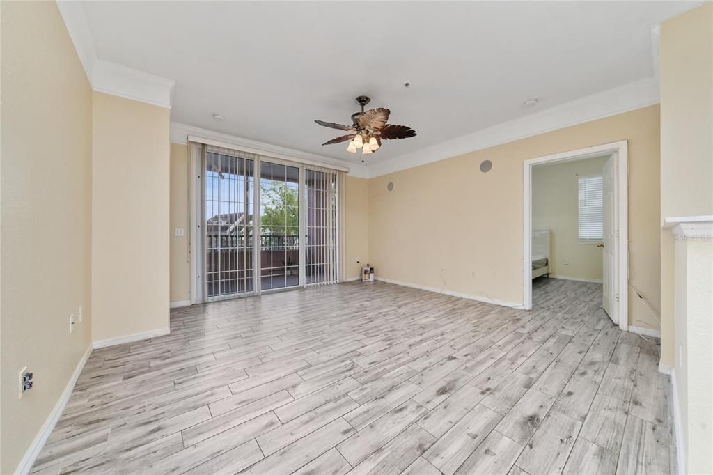 For Rent: $1,700 (2 beds, 2 baths, 1107 Square Feet)