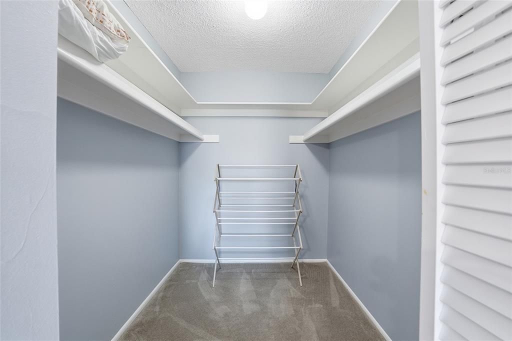 For Sale: $175,000 (2 beds, 2 baths, 1200 Square Feet)